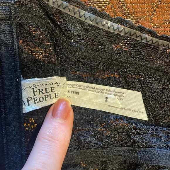 Intimately Free People Black Lace bandeau top - Picture 4 of 6